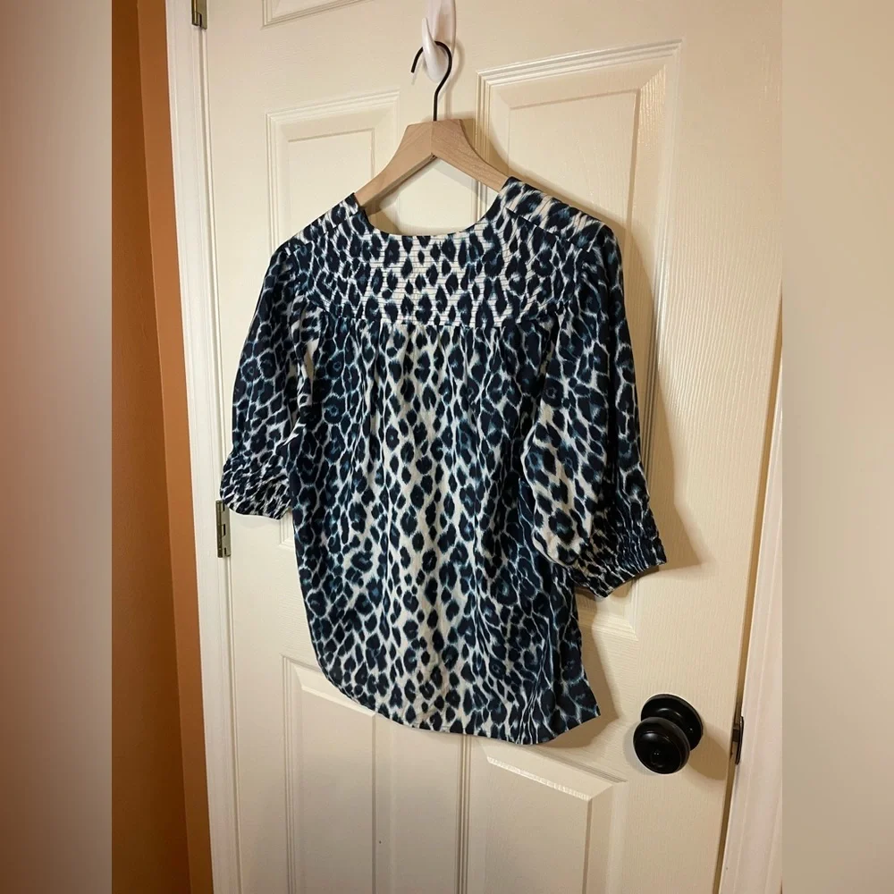 ALC Elton Blue Leopard Print Puff Sleeve Top Size 6